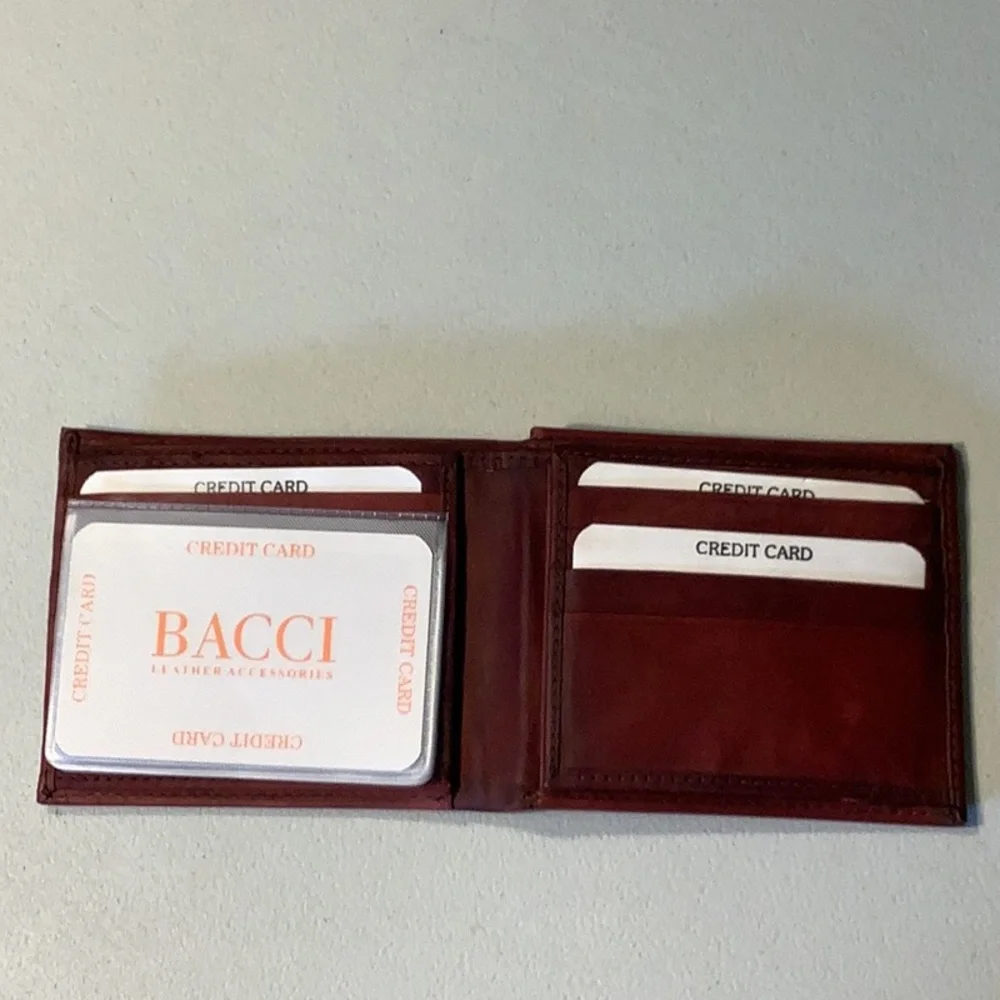 BACCI brown leather bifold wallet, NWT